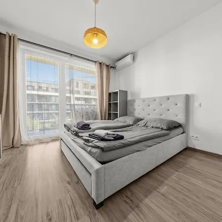 Ac 1-room Apartment, Balcony, Zuzany Chalupovej 14a *