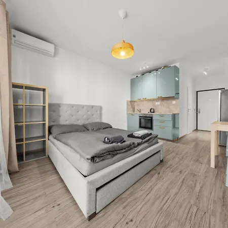 Апартаменты Ac 1-room Apartment, Balcony, Zuzany Chalupovej 14a *