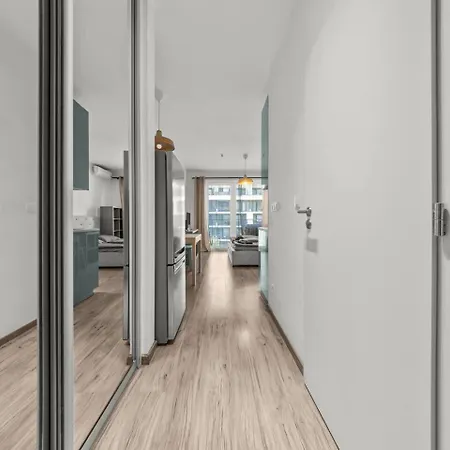 Ac 1-room Apartment, Balcony, Zuzany Chalupovej 14a Апартаменты